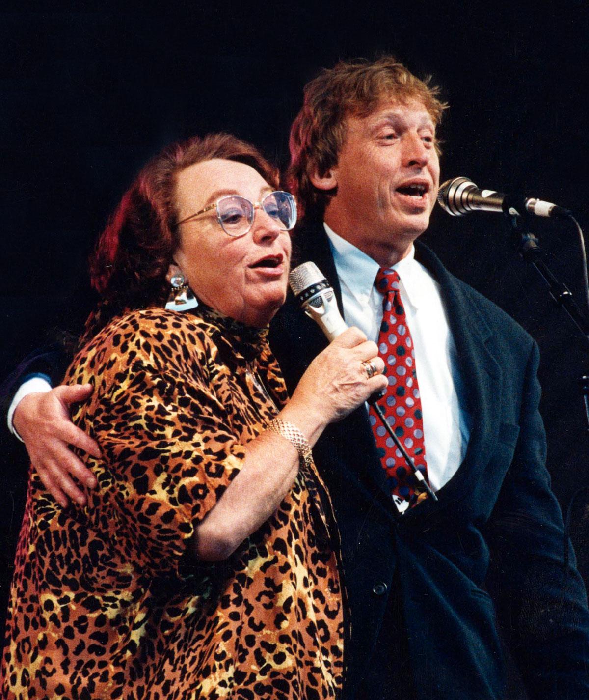 Sonya hedenbratt och Tomas von Brömssen 1993.